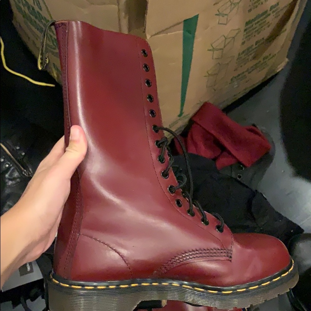 Red Dr.martens 14 eye